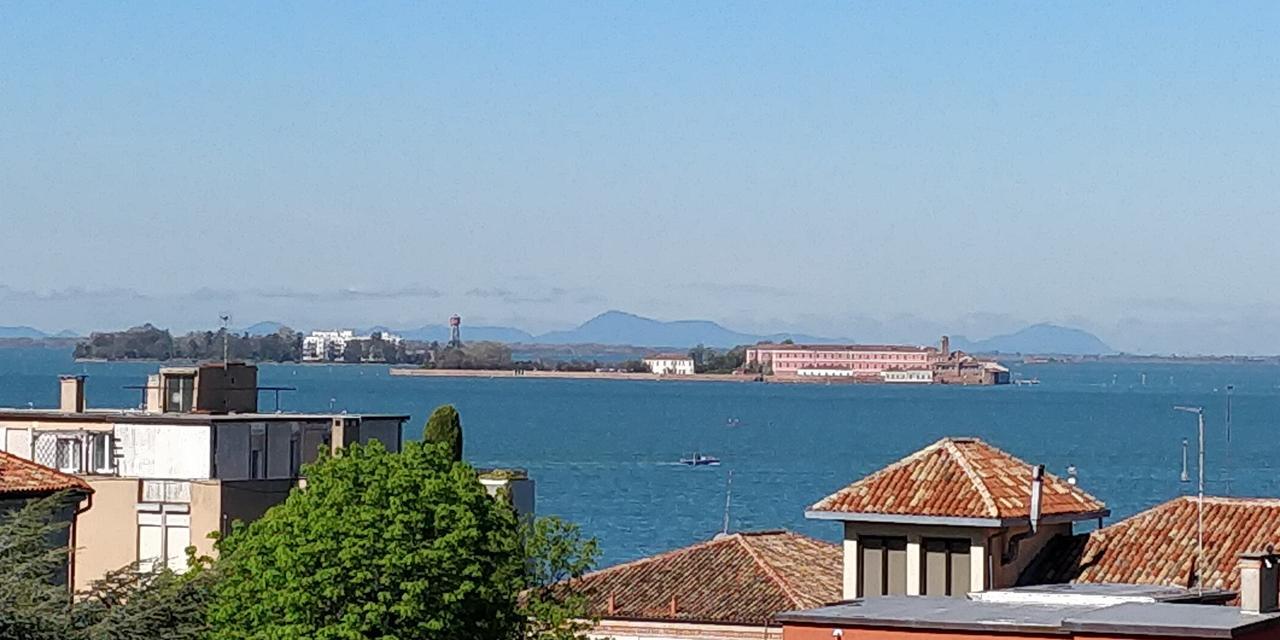 โรงแรมวิลลา เดลเล ปาลเม Lido di Venezia ภายนอก รูปภาพ